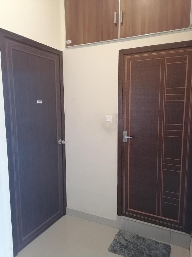 Queens Residency Thrissur ภายนอก รูปภาพ